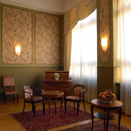 Hotell Pestalozzi 2*